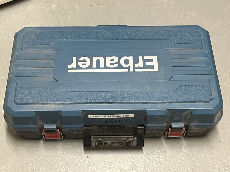 File:Erbauer ERS1100 1100W Electric Reciprocating Saw Box.jpg